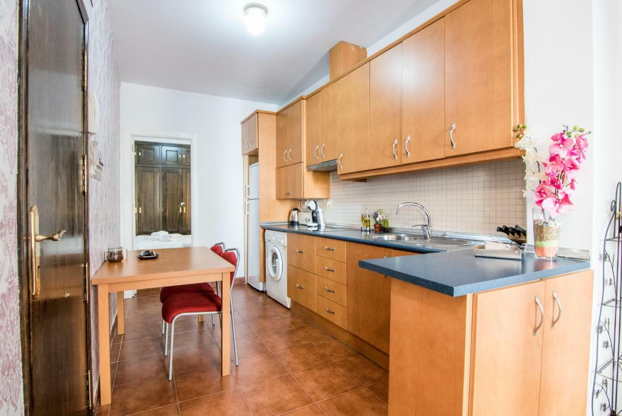 Tuguest Plaza Nueva Apartment Granada Dış mekan fotoğraf